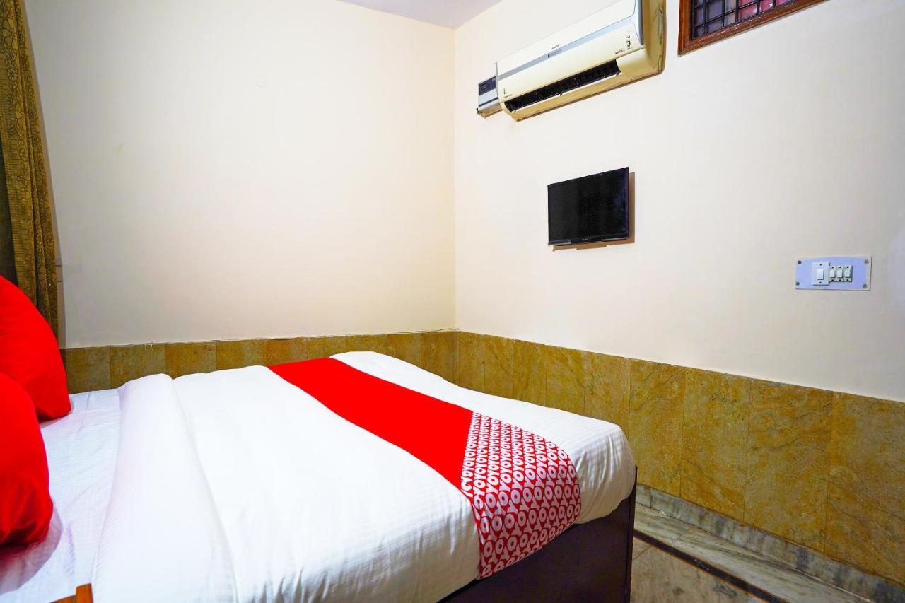 Hotel O Kanak Palace New Delhi Exterior photo