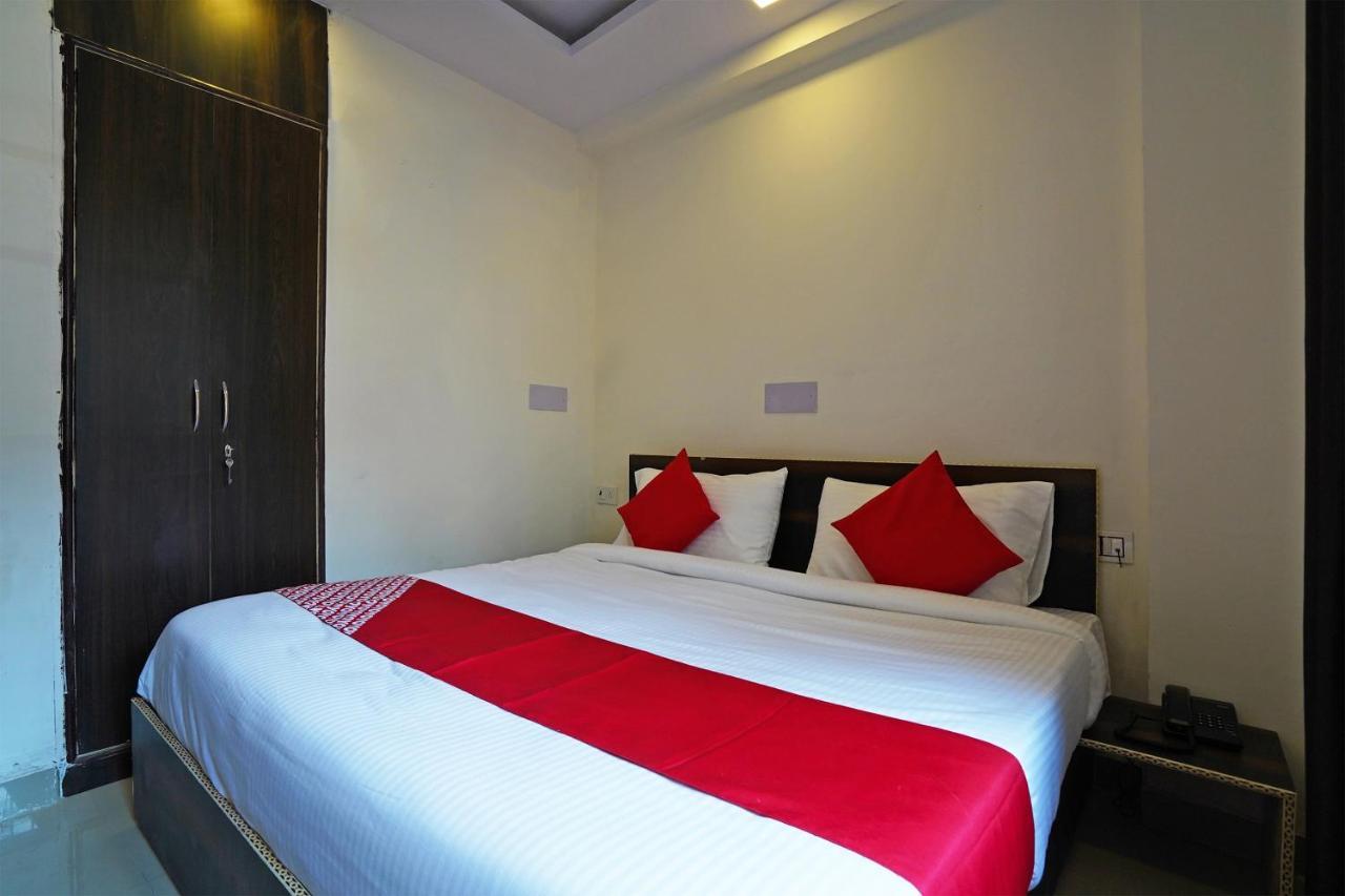 Hotel O Kanak Palace New Delhi Exterior photo