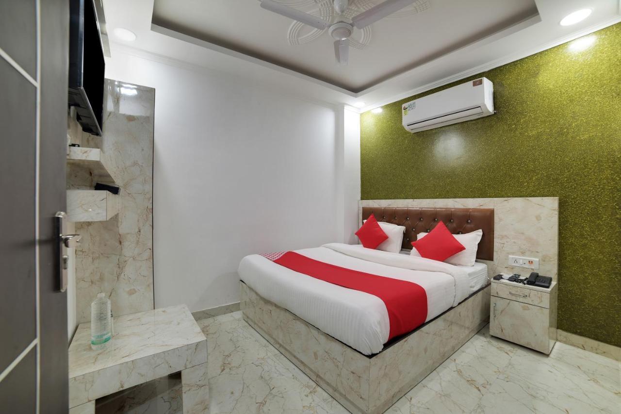 Hotel O Kanak Palace New Delhi Exterior photo